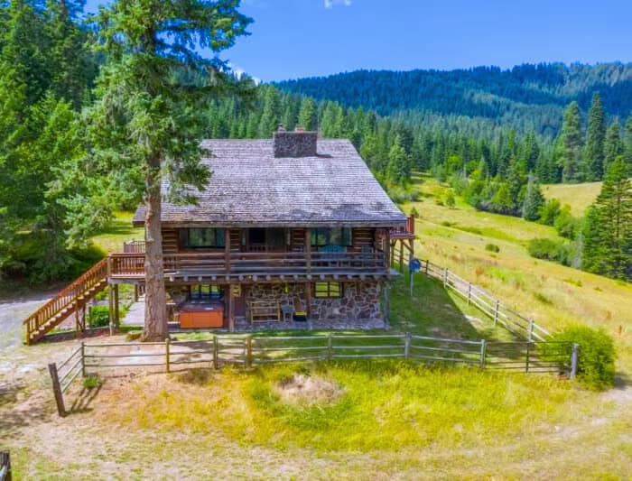 Red Horse Mountain Ranch 