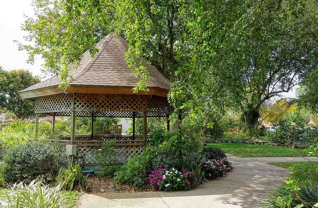 Mounts Botanical Garden